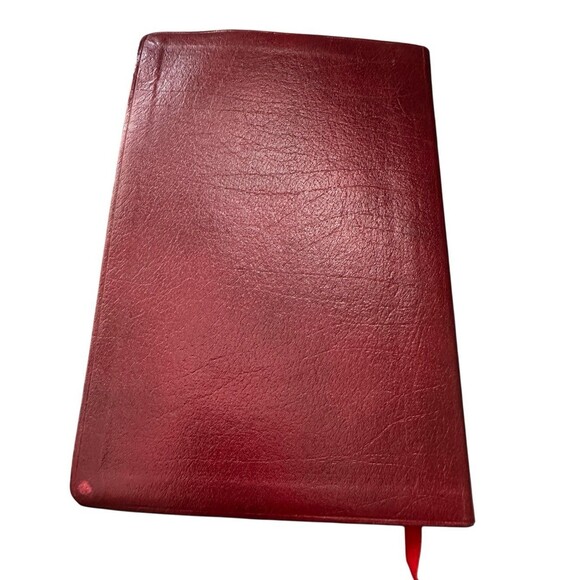 The Holy Bible New International Version Holman Premium Bonded Leather Bookmark - Picture 6 of 12